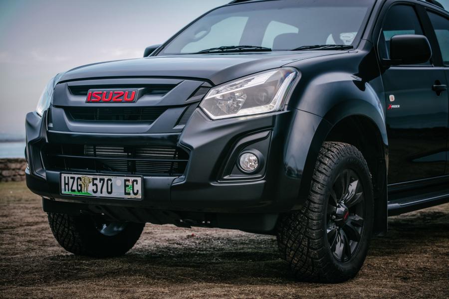 Детали экстерьера Isuzu KB Double Cab X-Rider Black 2018 года  (фото 12 из 34)